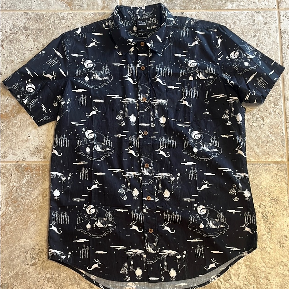 Disney Our Universe men’s (M) Nightmare before Christmas button down shirt